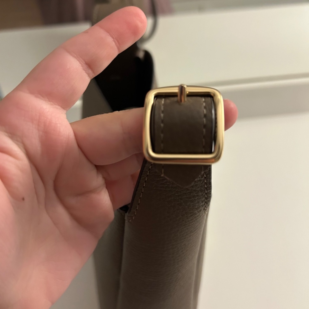 Coach - Picture 8 of 13